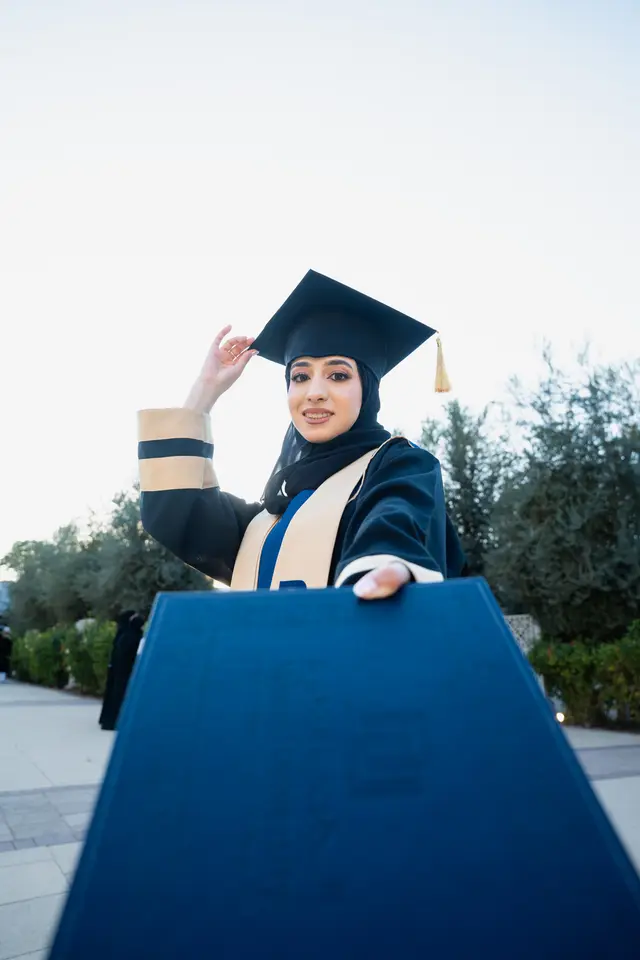 تخرج ٣